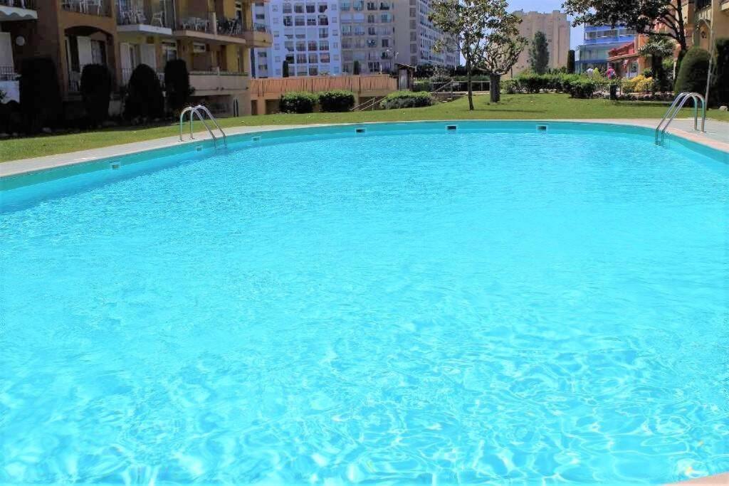 Greserva Kar-Centro, Junto A La Playa, 3 Piscinas, Wifi, Clima, Restaurantes 2024 Empuriabrava Exterior photo